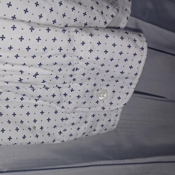 Abercrombie & Fitch men's button-down shirt - Picture 5 of 7